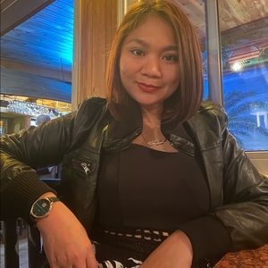 Meet your Posher, Joanna yvette